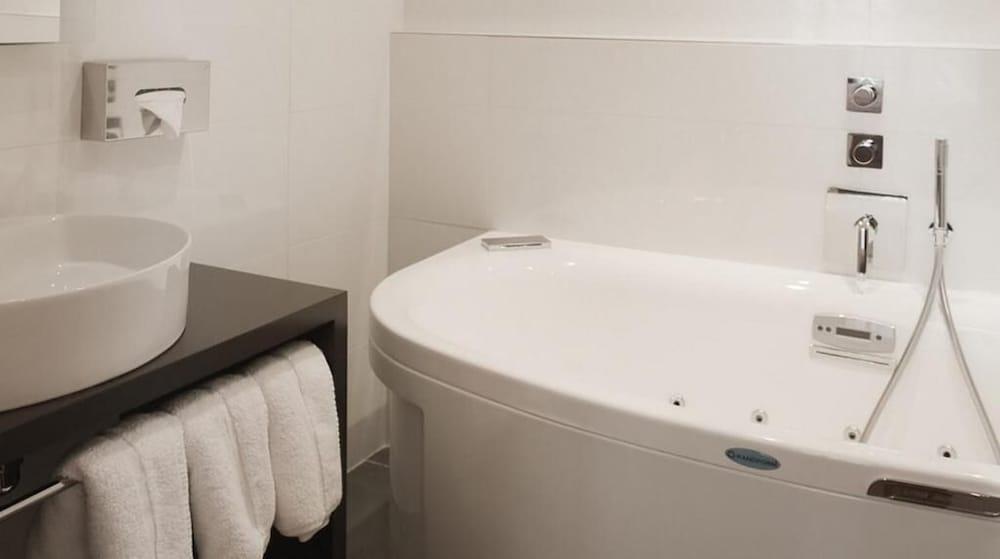 Hotel Louvre Bons Enfants Париж Экстерьер фото