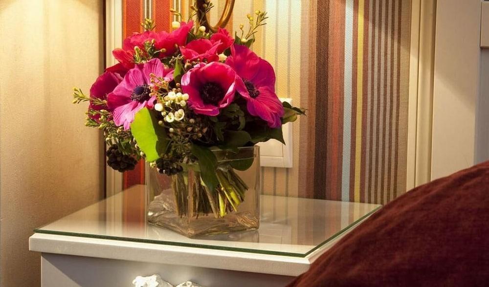 Hotel Louvre Bons Enfants Париж Экстерьер фото